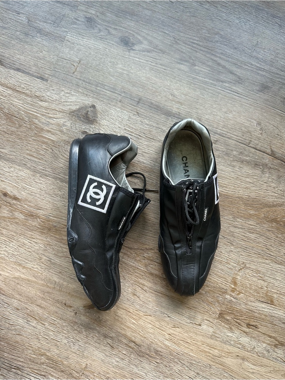 CHANEL Black Leather Sneakers - Picture 4 of 12